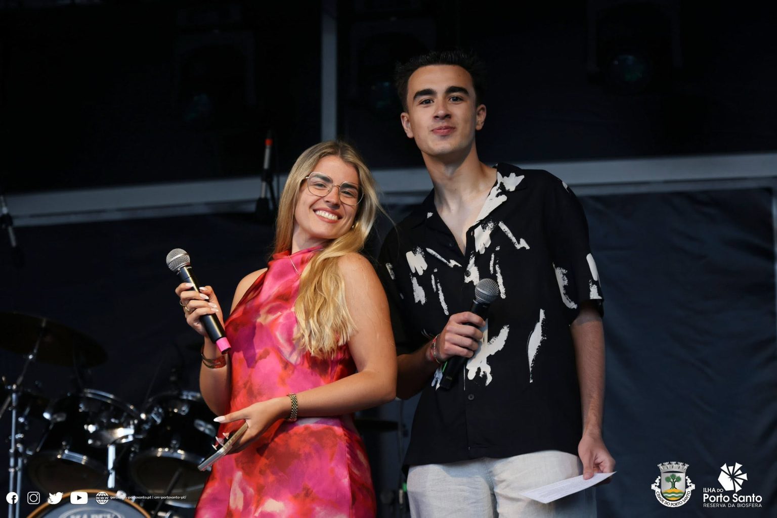 PALCO CIDADE DÁ INÍCIO À ANIMAÇÃO MUSICAL DAS FESTAS DE SÃO JOÃO