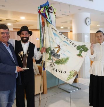 Presidente da Câmara do Porto Santo recebe grupos participantes no XXII Encontro de Folclore